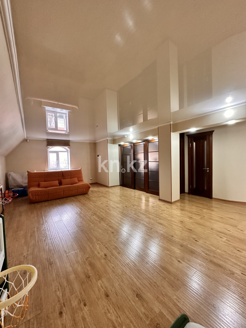 Продажа 6-комнатного дома, 316 м² в Караганде - фото 8