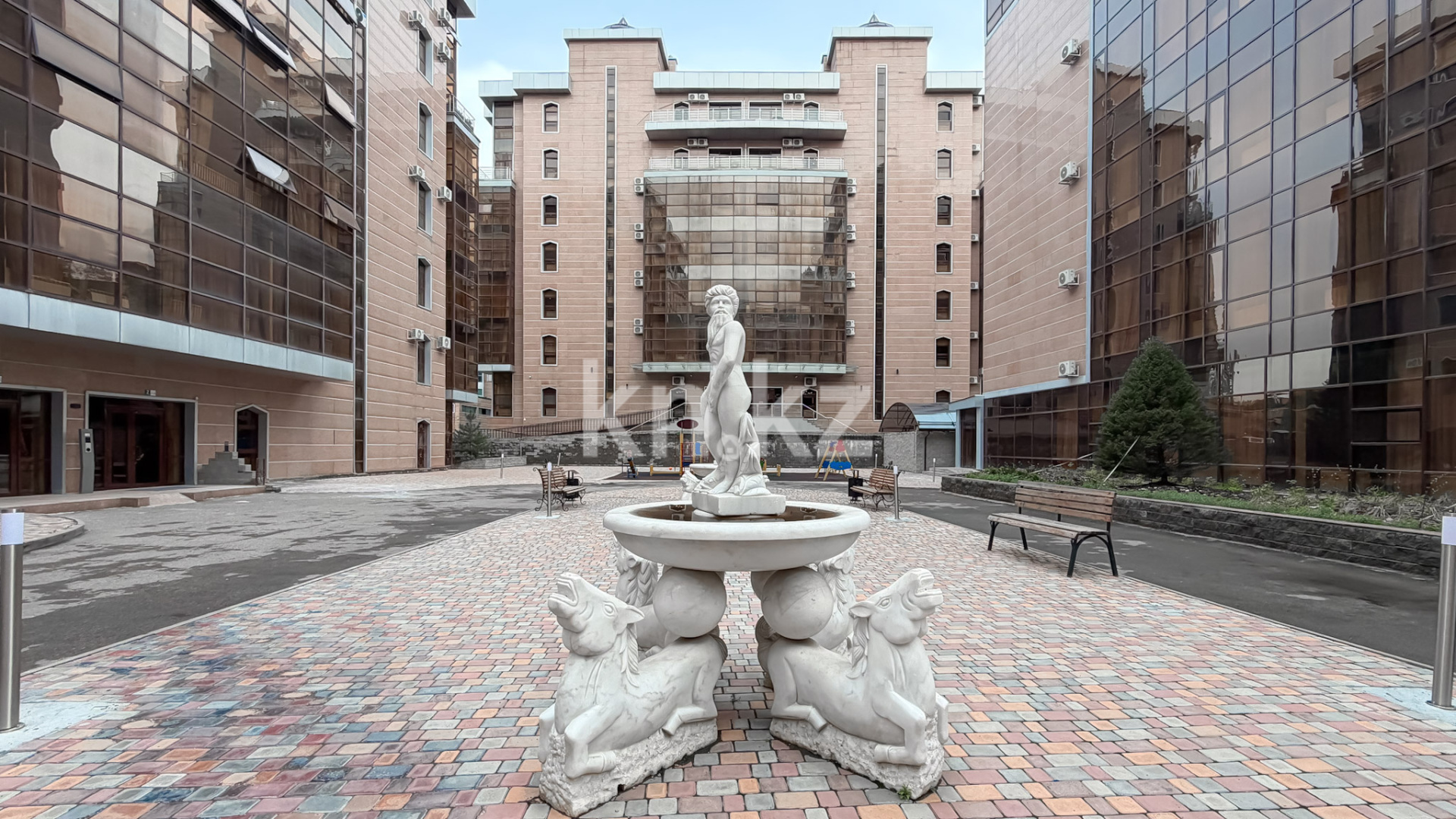 Продажа 2-комнатной квартиры, 122 м² в Алматы - фото 16