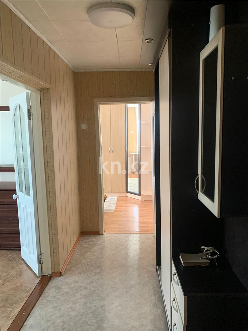 Продажа 2-комнатной квартиры, 47 м², мкр-н 6, дом  9а в Караганде - фото 11
