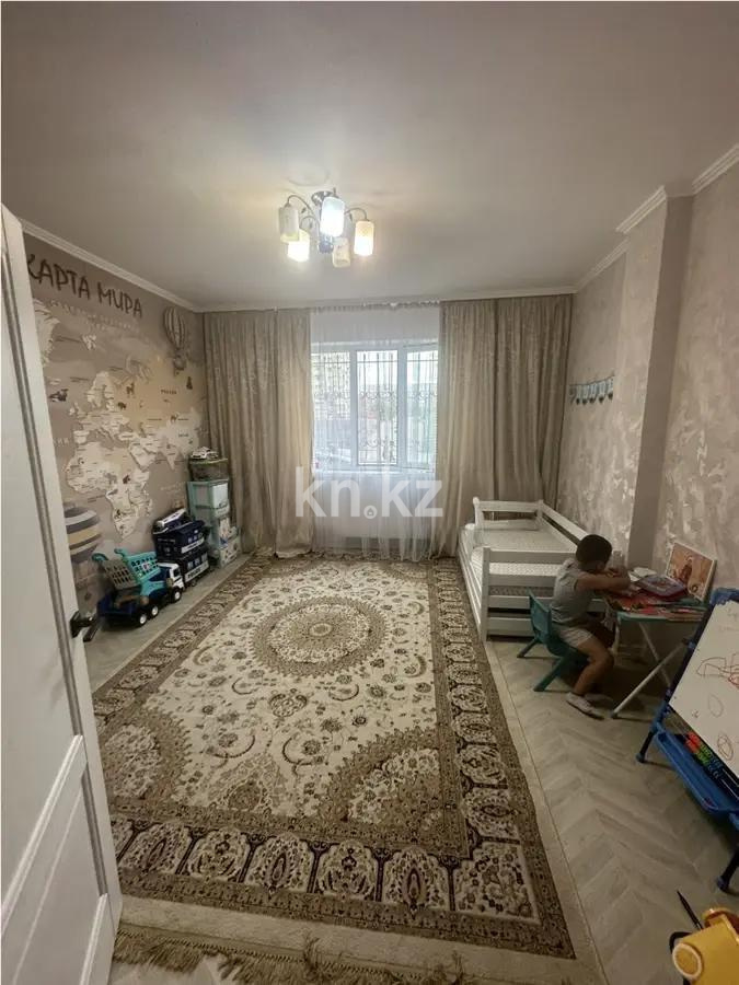 Продажа 3-комнатной квартиры, 80 м², ул. Сарыарка, дом  19 в Караганде - фото 3