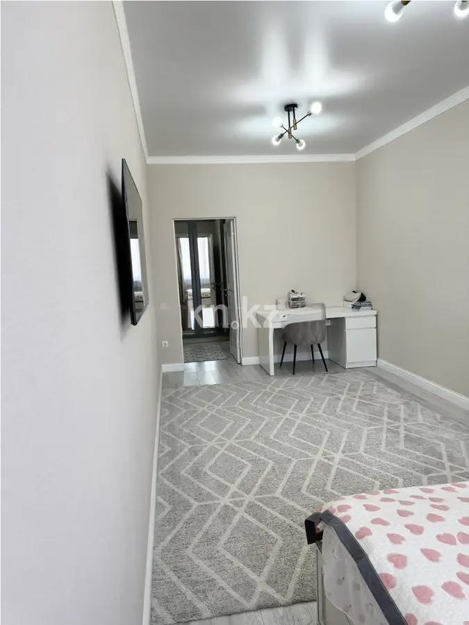 Продажа 2-комнатной квартиры, 80 м², мкр-н 8, дом  41/6 в Алматы - фото 2