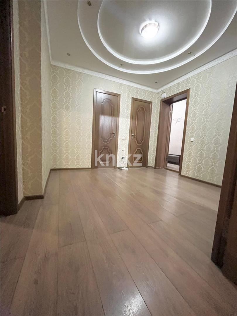 Продажа 3-комнатной квартиры, 100 м², пр. Шахтеров в Караганде - фото 13