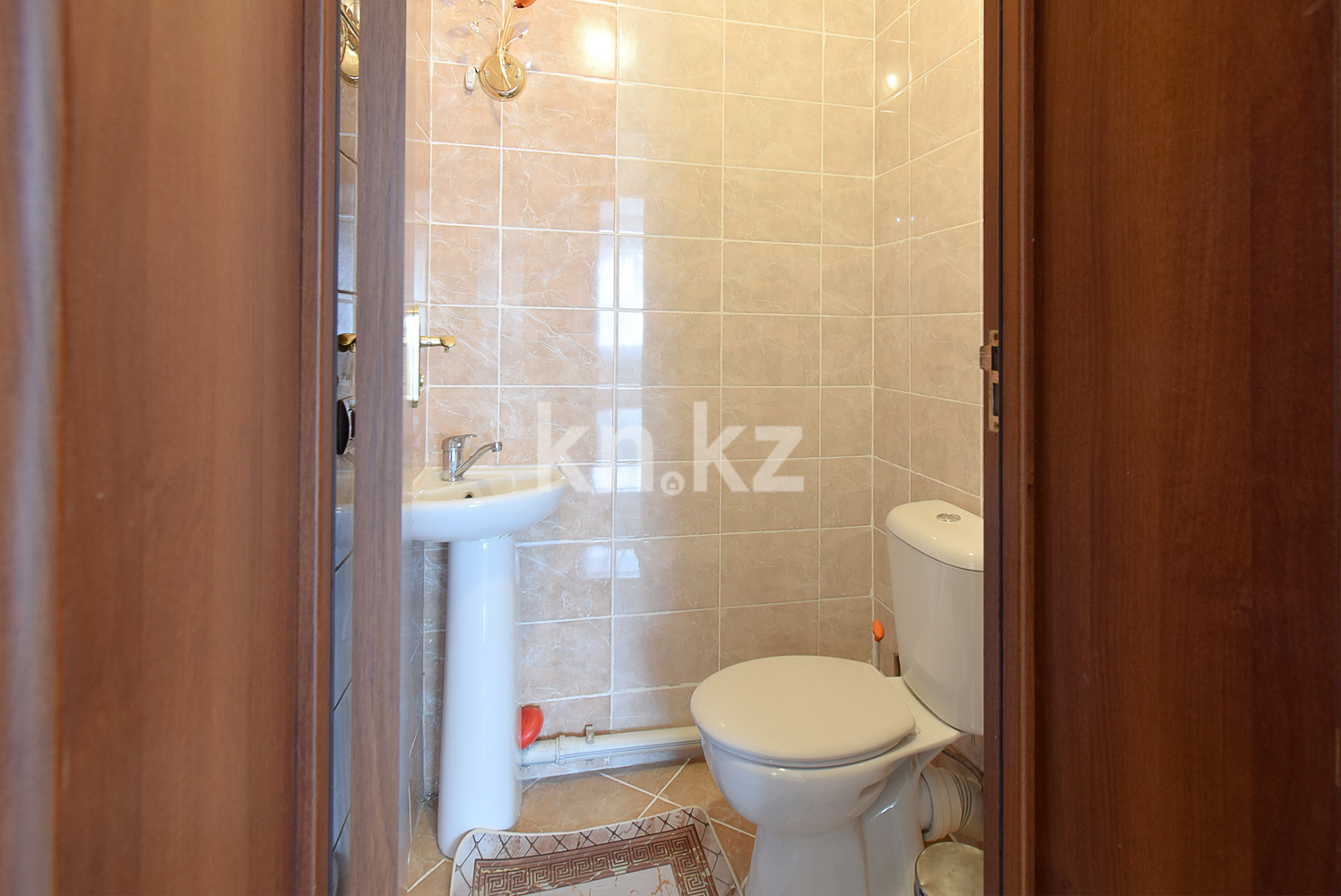 Продажа 2-комнатной квартиры, 81.4 м² в Алматы - фото 24