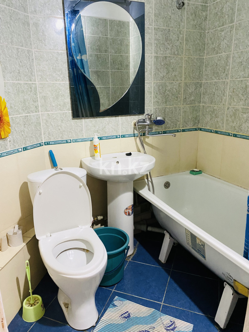 Аренда 1-комнатной квартиры посуточно, 30 м², Абая, дом  5 в Усть-Каменогорске - фото 8