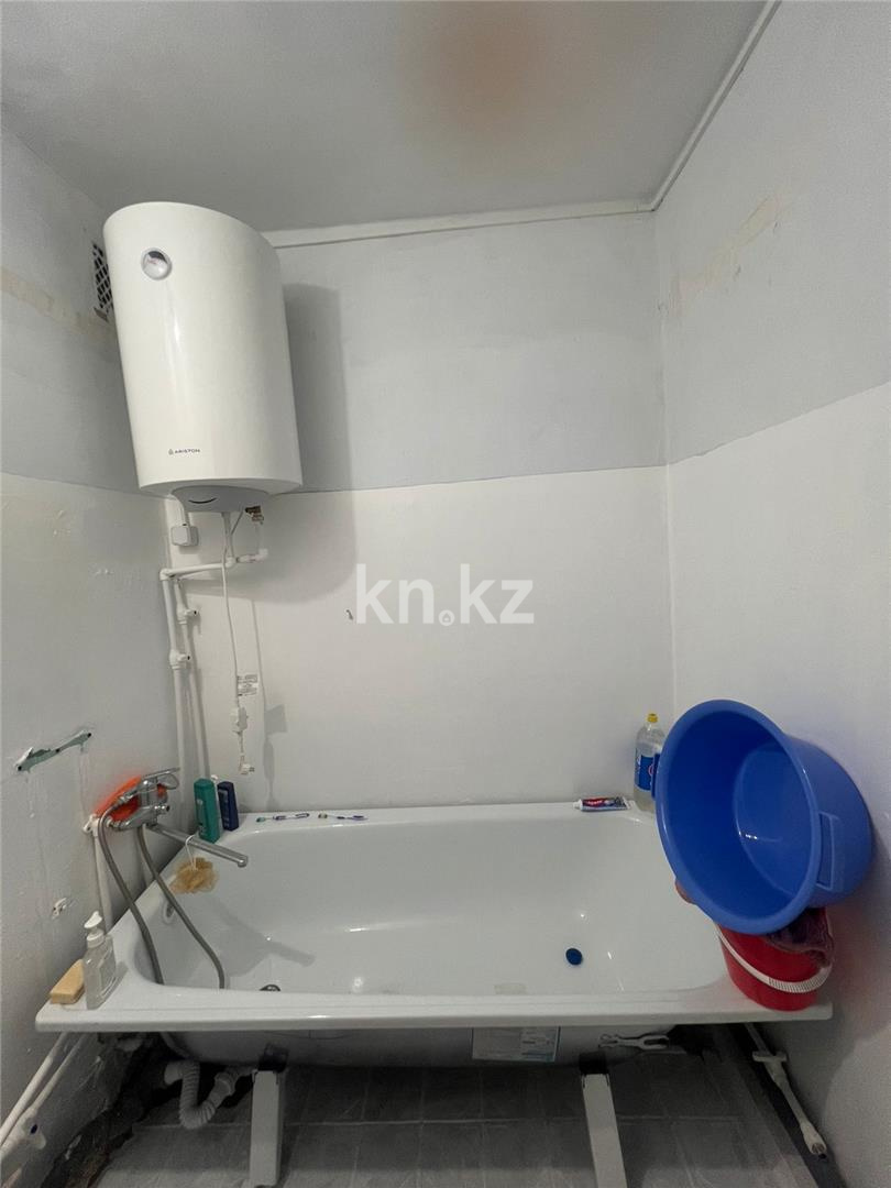 Продажа 1-комнатной квартиры, 41 м², мкр. Степной-4, дом  28 в Караганде - фото 5