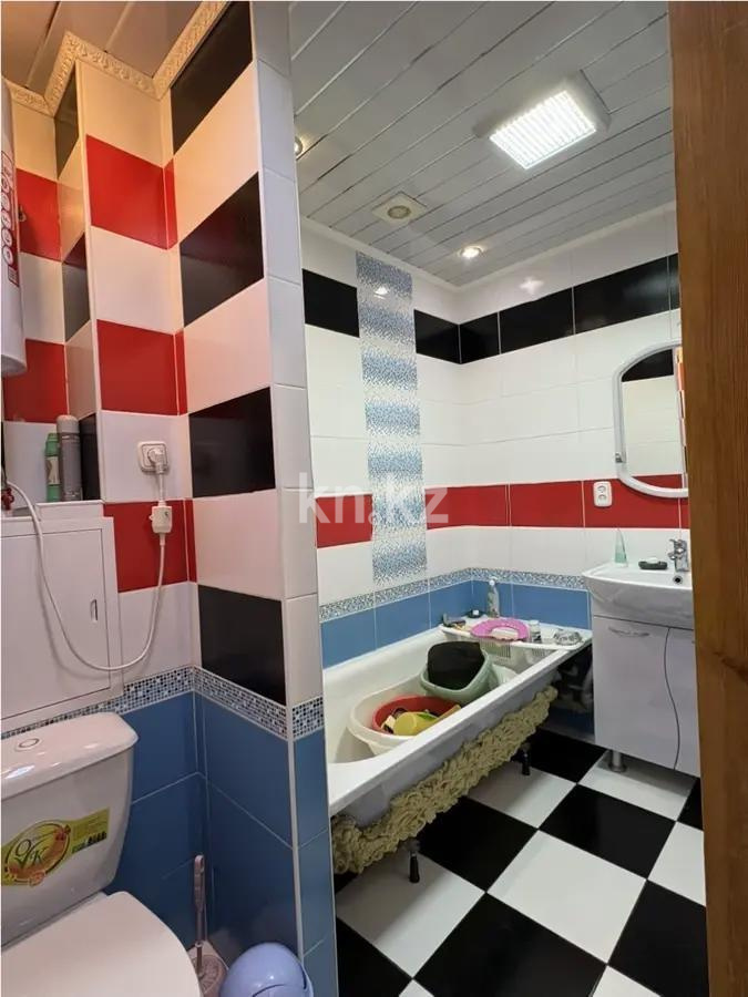 Продажа 2-комнатной квартиры, 52 м², ул. Ермекова, дом  52 в Караганде - фото 4