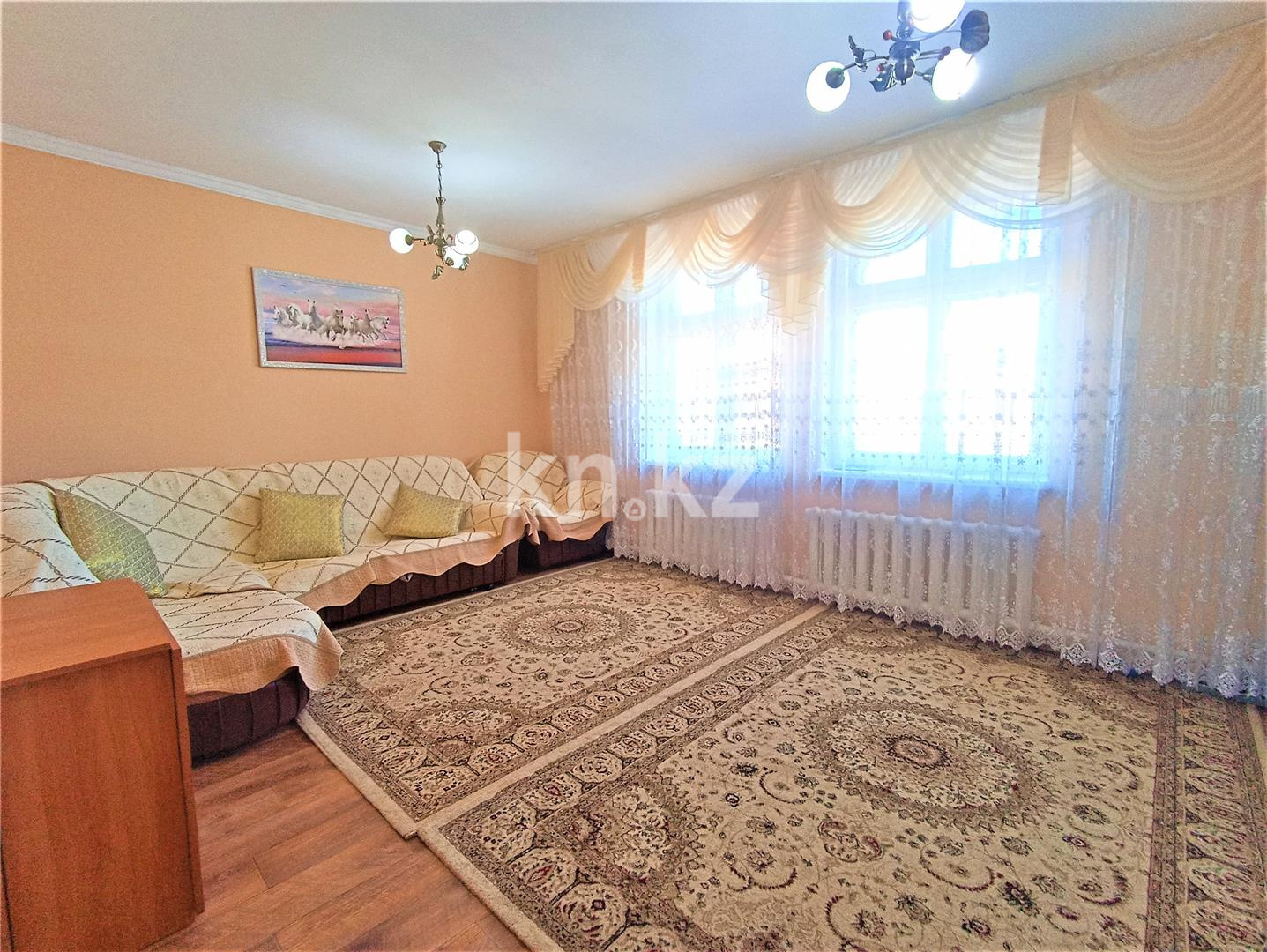 Продажа 4-комнатного дома, 225 м² в Караганде