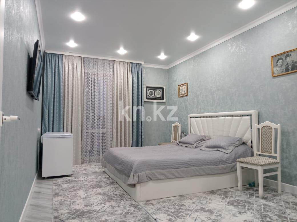 Продажа 4-комнатной квартиры, 140 м², пр. Шахтеров в Караганде - фото 15