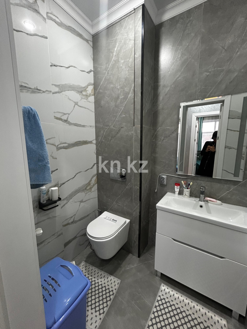 Продажа 3-комнатной квартиры, 64 м², ул. Ашимова, дом  21 в Караганде - фото 9