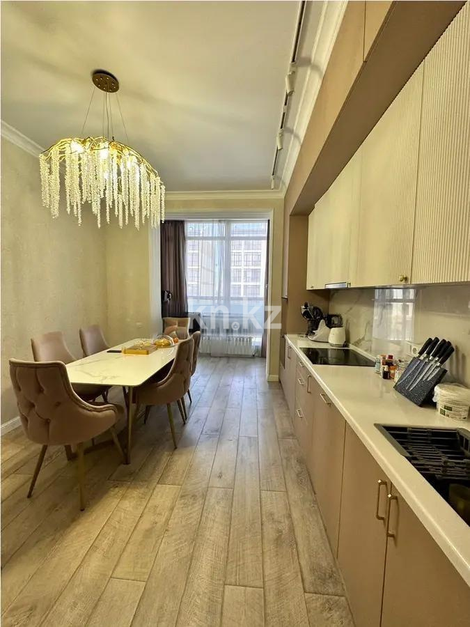 Продажа 5-комнатной квартиры, 160 м², ул. Муканова, дом  41/24 в Караганде - фото 6