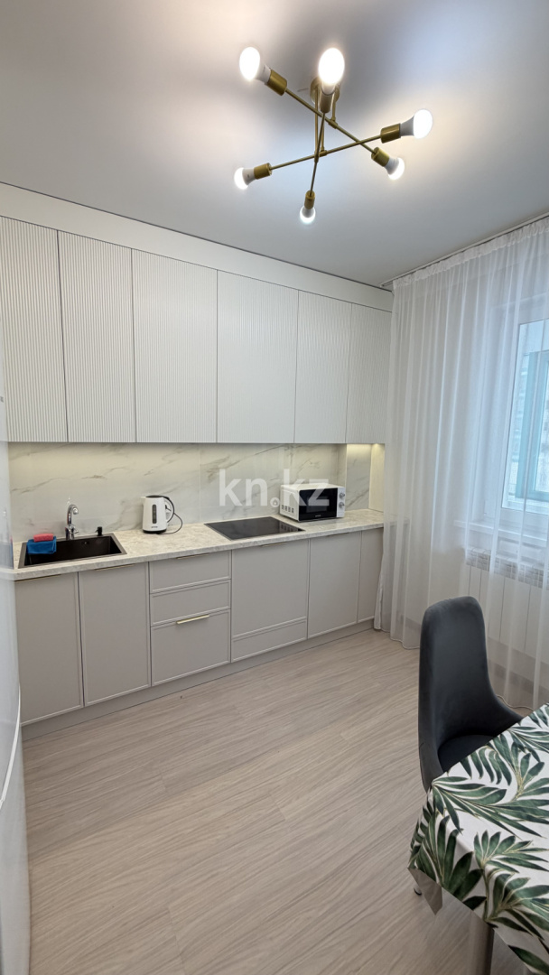 Аренда 2-комнатной квартиры посуточно, 70 м² в Астане - фото 15