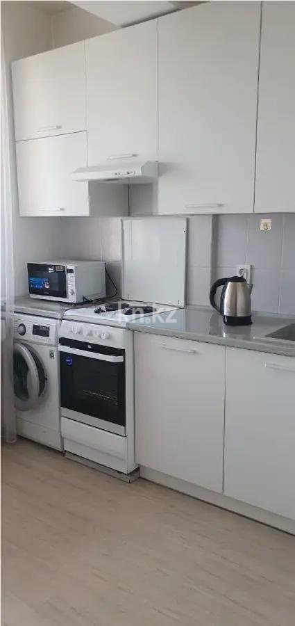 Продажа 1-комнатной квартиры, 36 м², Кульджинский тракт, дом  16/37 в Алматы - фото 2