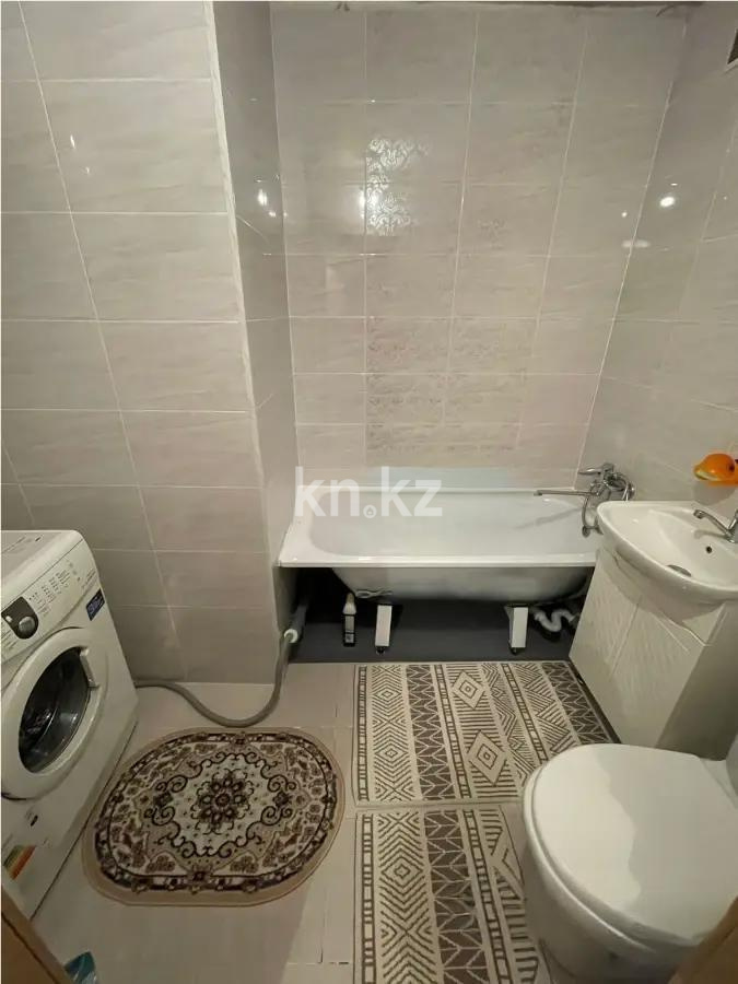 Продажа 2-комнатной квартиры, 42 м², ул. Зелинского, дом  28/5 в Караганде - фото 4