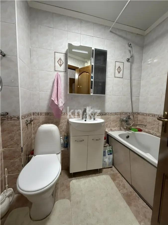 Продажа 3-комнатной квартиры, 65.4 м² в Алматы - фото 5