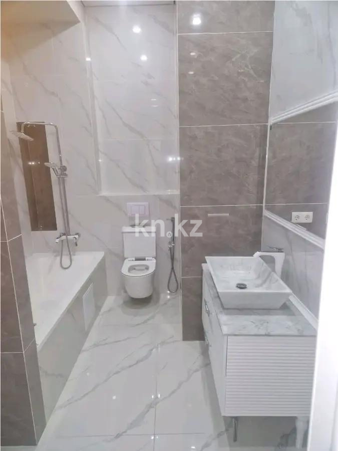 Продажа 3-комнатной квартиры, 83 м², мкр-н Акжар, дом  3/10 в Алматы - фото 3