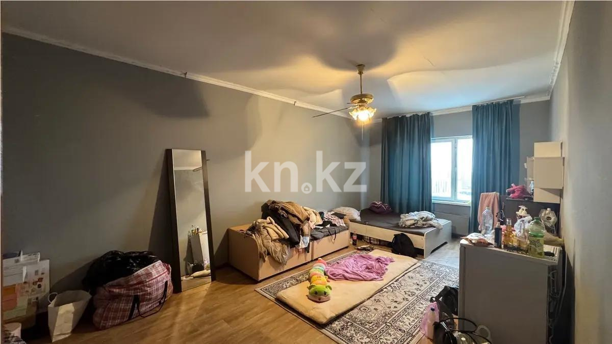 Продажа 3-комнатной квартиры, 90 м², ул. Чуланова, дом  151 в Алматы - фото 2