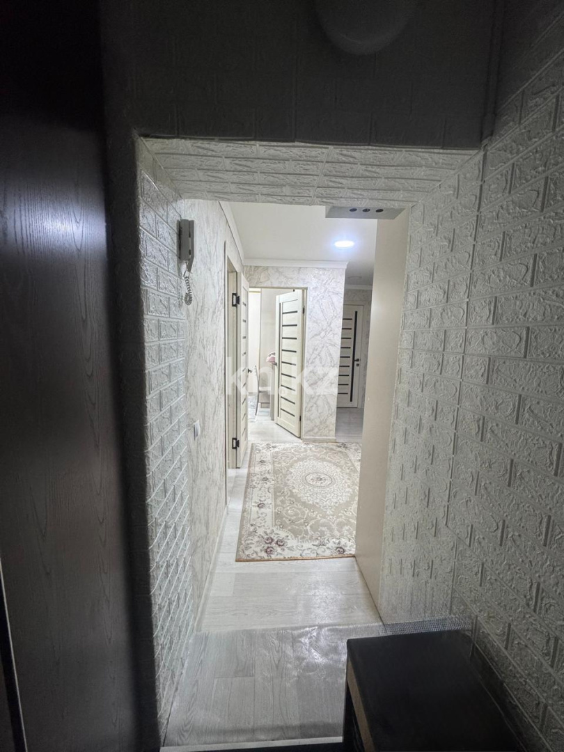 Продажа 3-комнатной квартиры, 58.4 м², 1А мкр. в Сарани - фото 10