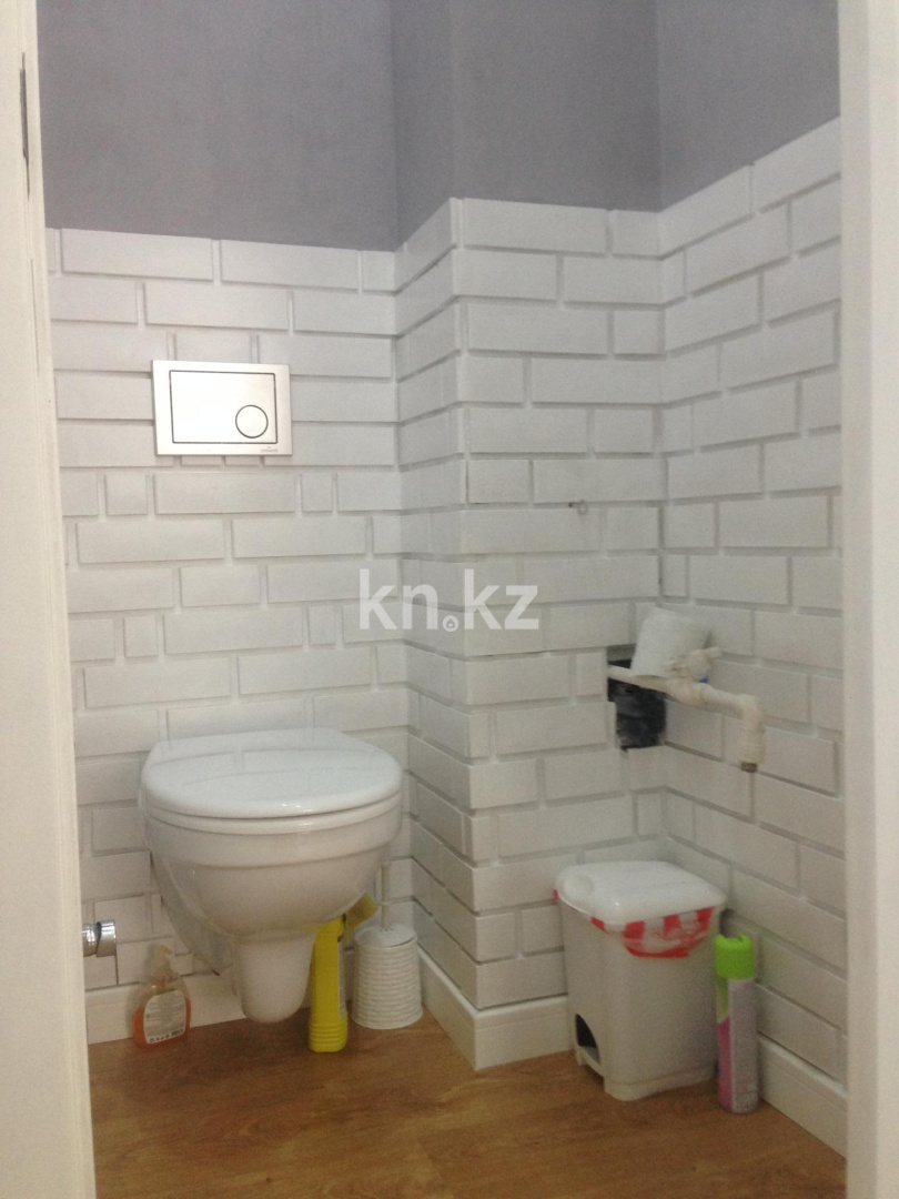 Продажа 3-комнатной квартиры, 56 м², ул. Таттимбета, дом  5б в Караганде - фото 13