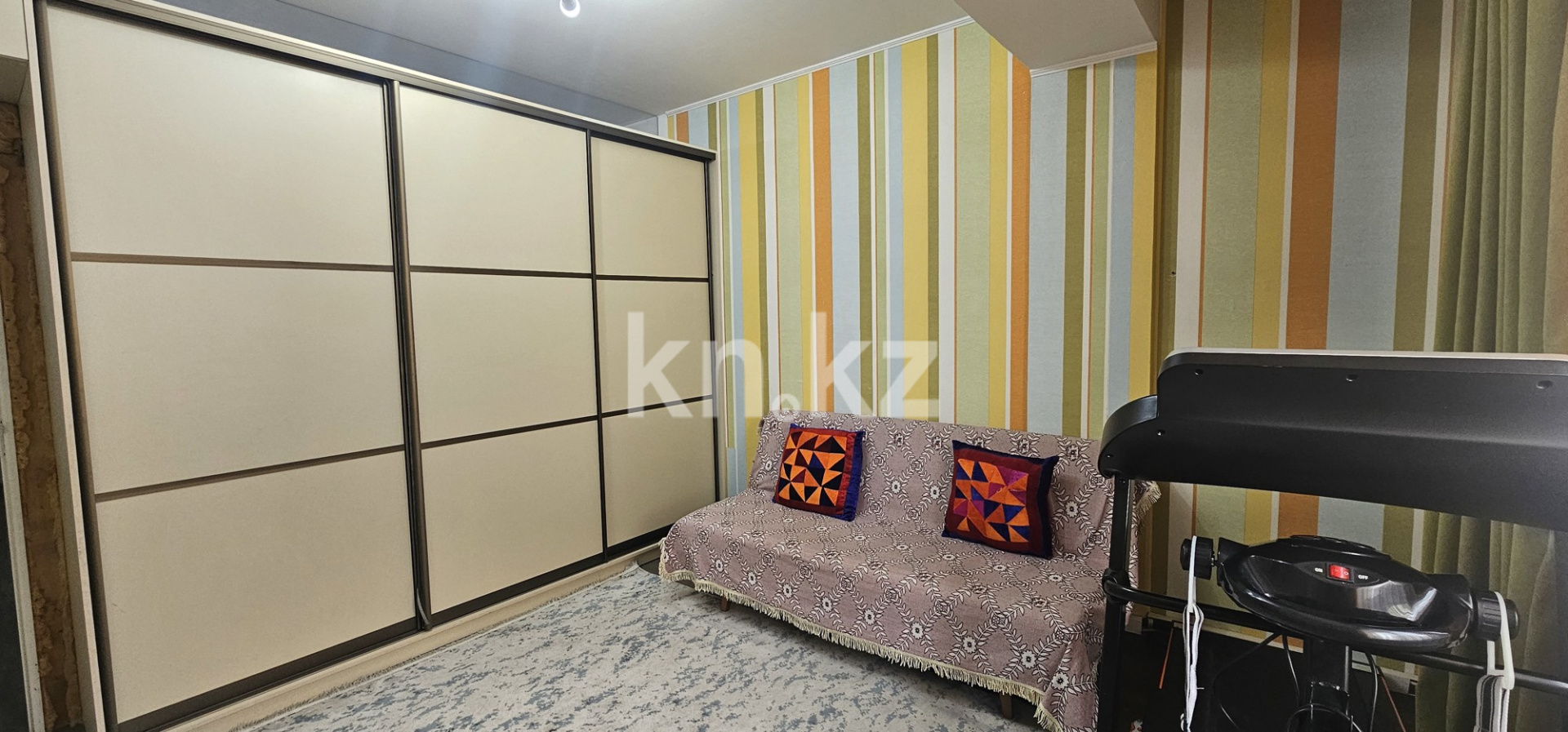 Продажа 2-комнатной квартиры, 65 м², ул. Толе би в Алматы - фото 22