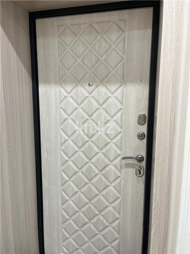 Продажа 1-комнатной квартиры, 41 м², пр. Шахтеров в Караганде - фото 12