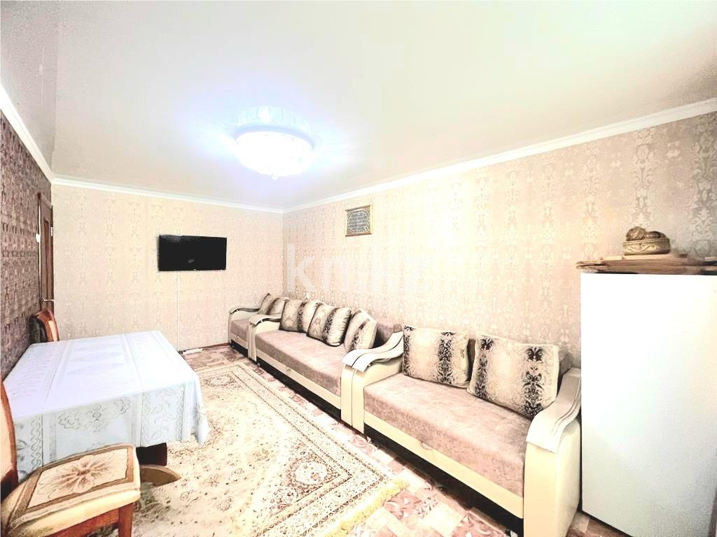 Продажа 3-комнатной квартиры, 61 м², мкр-н 17 в Караганде - фото 3