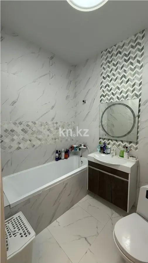 Продажа 3-комнатной квартиры, 57 м², ул. Туркестан, дом  14 в Астане - фото 5