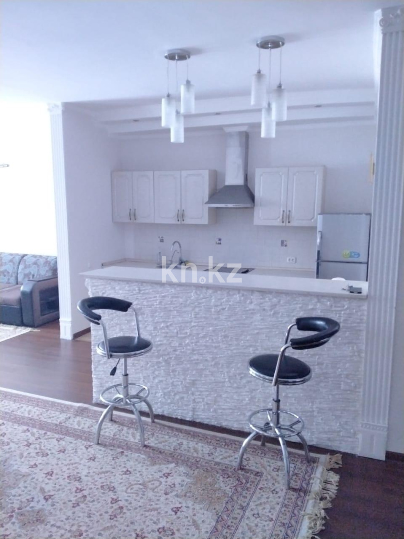 Аренда 3-комнатной квартиры, 86 м² в Астане