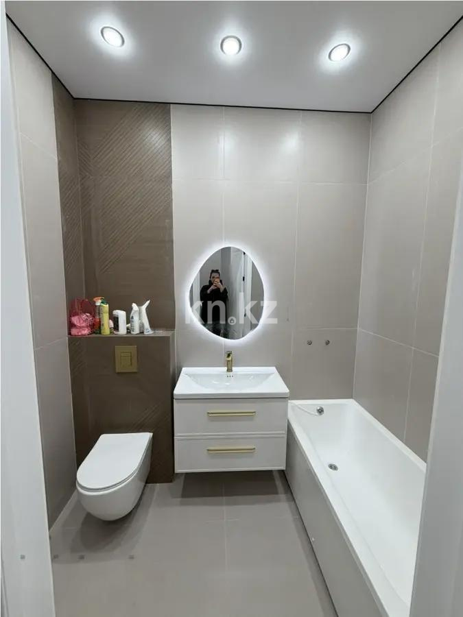 Продажа 2-комнатной квартиры, 50 м², пр. Райымбека, дом  349/1 в Алматы - фото 4