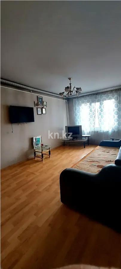 Продажа 4-комнатной квартиры, 84 м², ул. Жандосова, дом  31б в Алматы