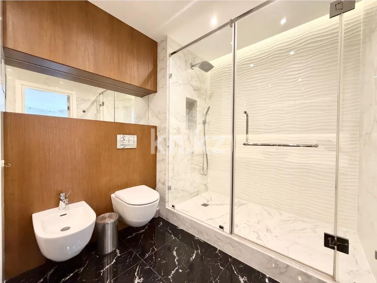 Продажа 4-комнатной квартиры, 164.8 м² в Алматы - фото 7