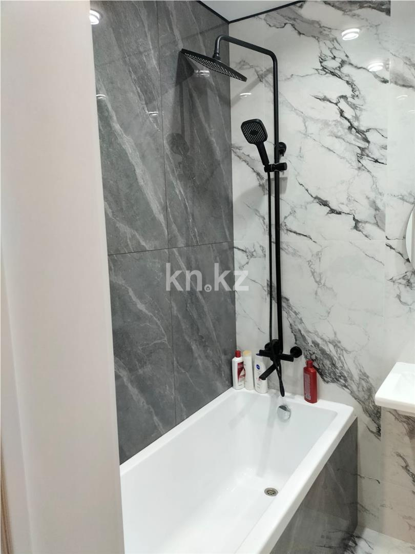 Продажа 2-комнатной квартиры, 66 м², ул. Нарикбаева в Астане - фото 8