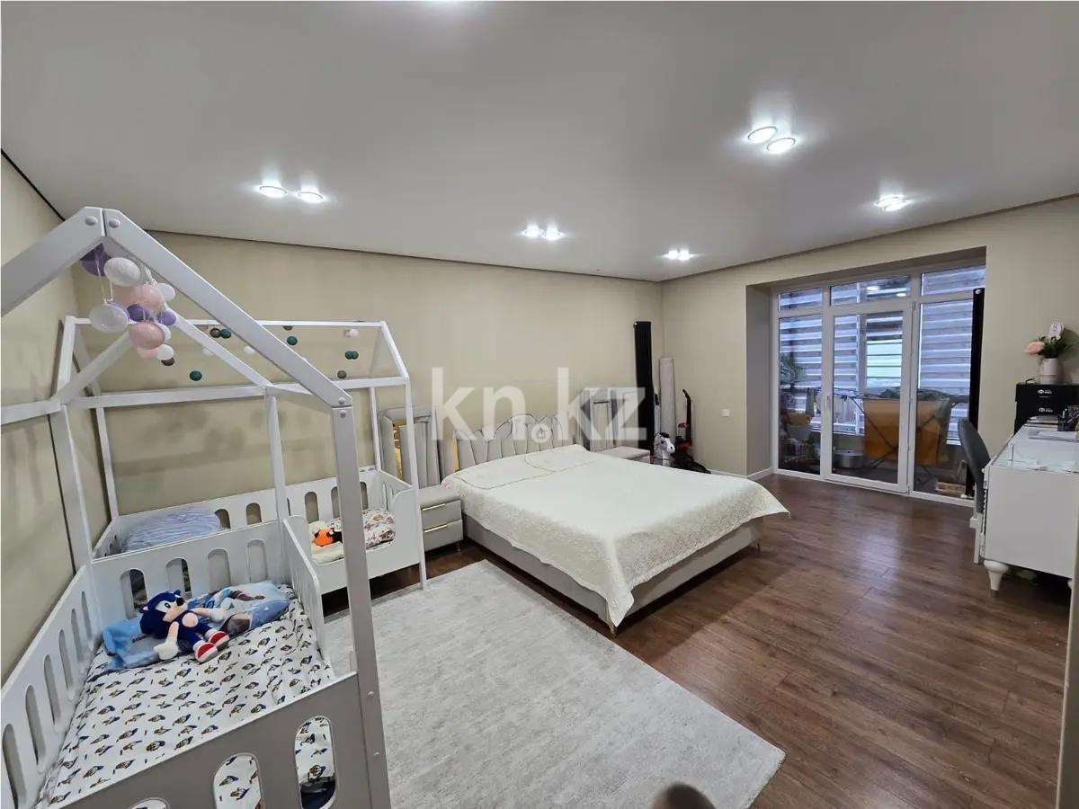 Продажа 4-комнатной квартиры, 140 м² в Астане - фото 2