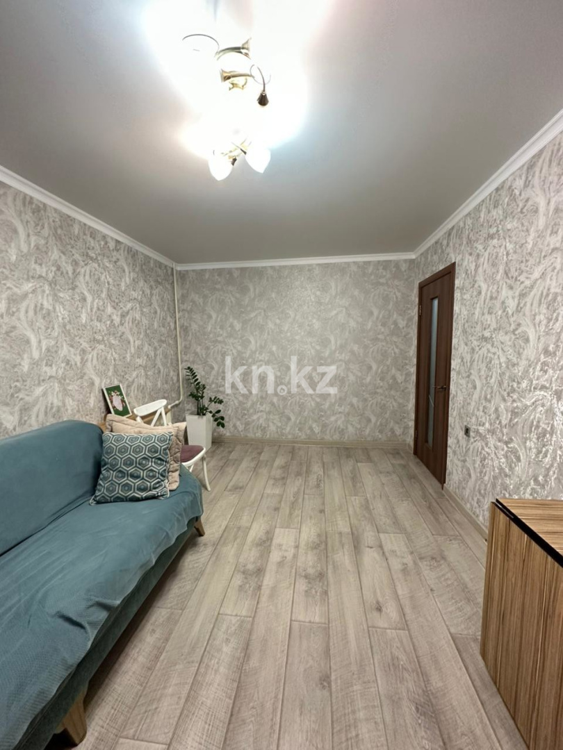 Продажа 3-комнатной квартиры, 63 м² в Уральске - фото 2