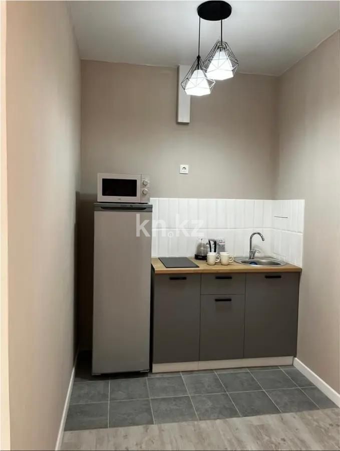 Продажа 2-комнатной квартиры, 69.5 м², пр. Абая, дом  164 в Алматы - фото 3