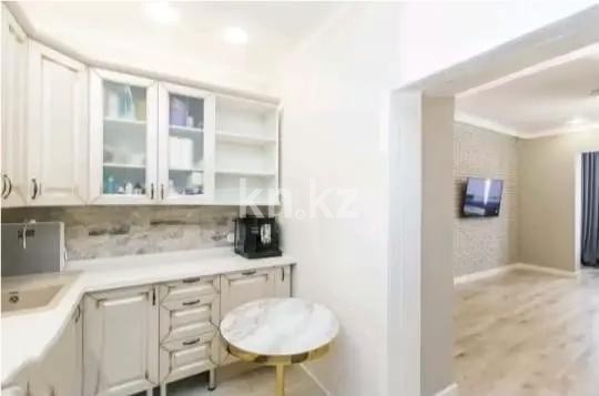 Продажа 2-комнатной квартиры, 80 м², мкр-н Ерменсай, дом  9 в Алматы - фото 3