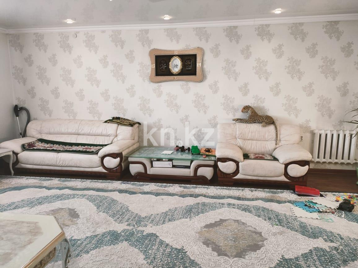 Продажа 5-комнатного дома, 175 м², ул. Молдагуловой в Караганде - фото 2