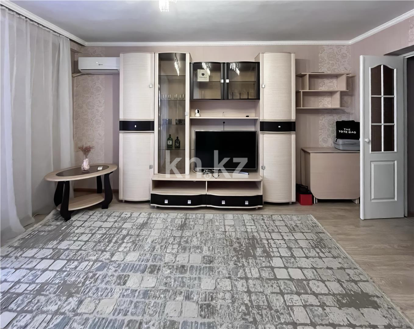 Продажа 3-комнатной квартиры, 72 м², ул. Крылова, дом  60 в Караганде - фото 3