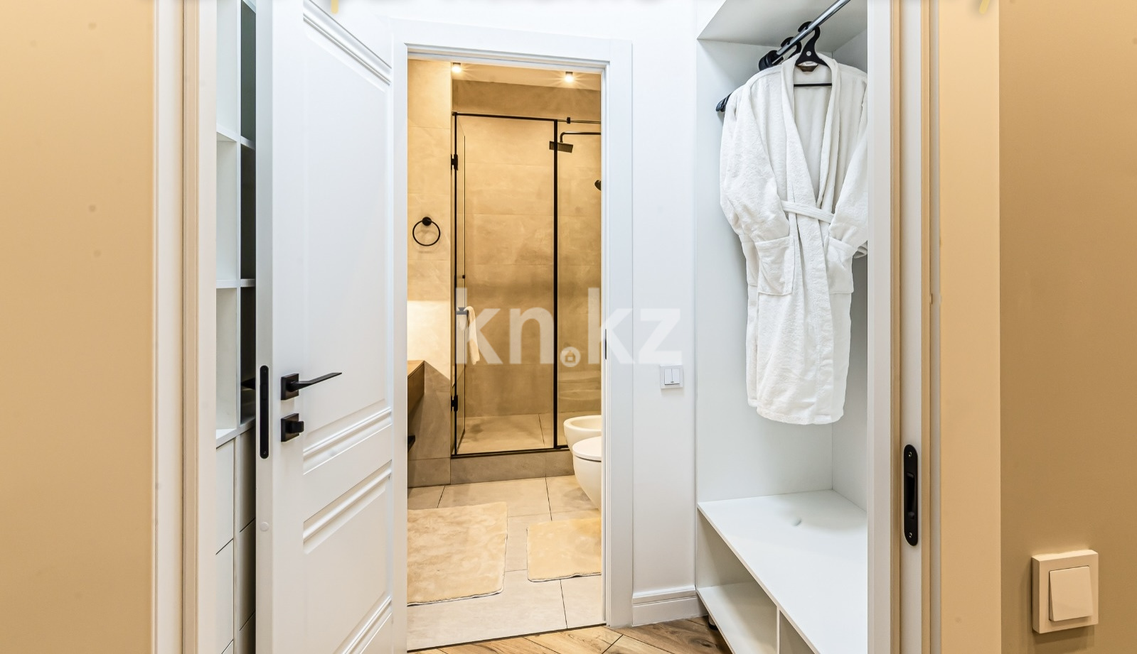 Аренда 4-комнатной квартиры, 139 м² в Алматы - фото 19