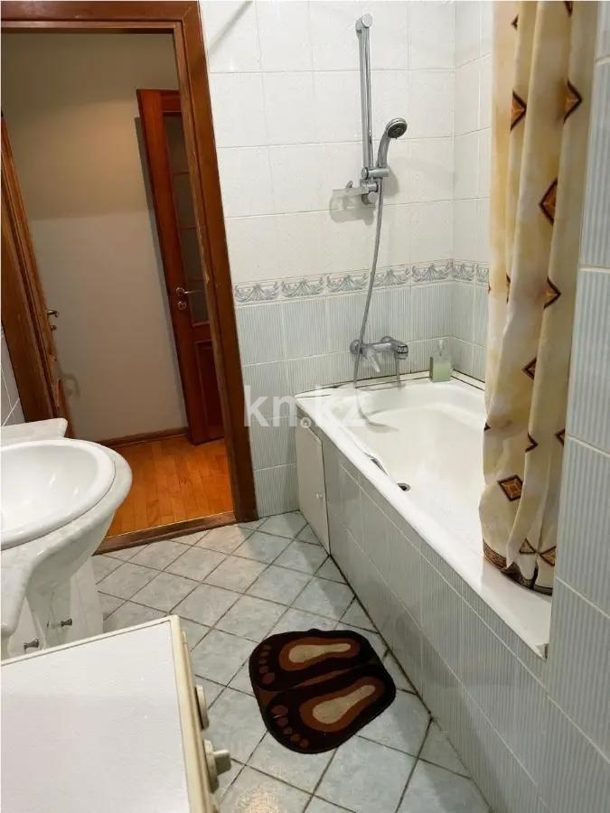 Продажа 4-комнатной квартиры, 150 м², ул. Кунаева, дом  162 в Алматы - фото 7