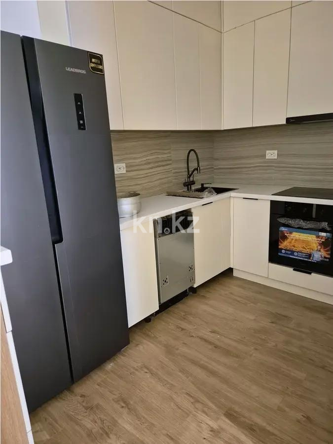 Продажа 2-комнатной квартиры, 93 м², ул. Аскарова, дом  1102 в Алматы - фото 2