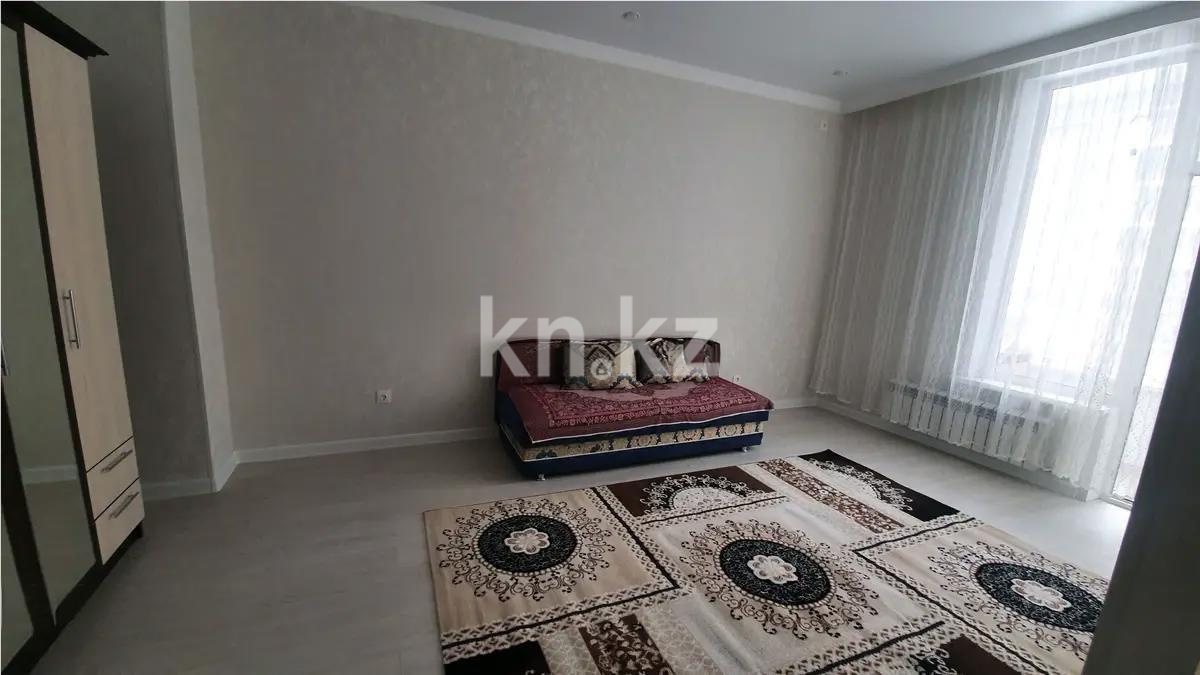 Продажа 1-комнатной квартиры, 40 м², ул. Асфендиярова, дом  5 в Астане