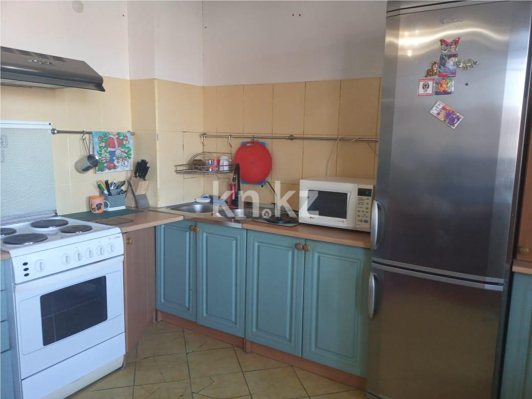 Продажа 4-комнатной квартиры, 80 м², пр. Бухар-жырау в Караганде - фото 6