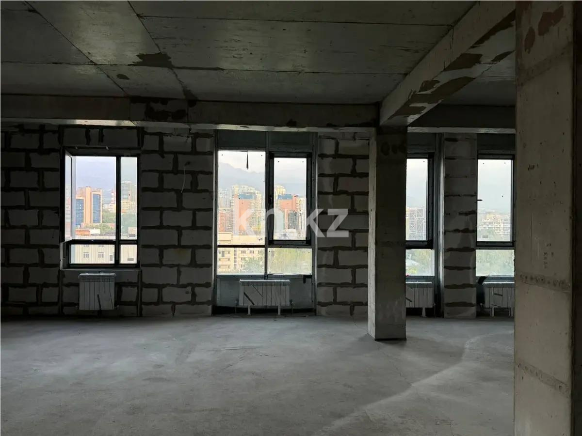 Продажа 3-комнатной квартиры, 120.7 м², пр. Абая, дом  28а в Алматы