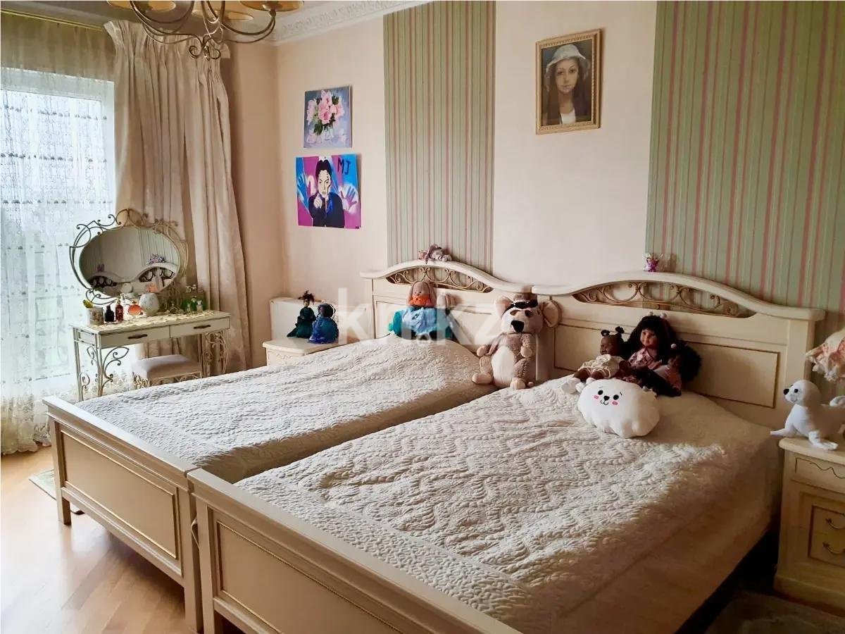 Продажа 4-комнатной квартиры, 160 м², мкр-н Мирас, дом  157 в Алматы