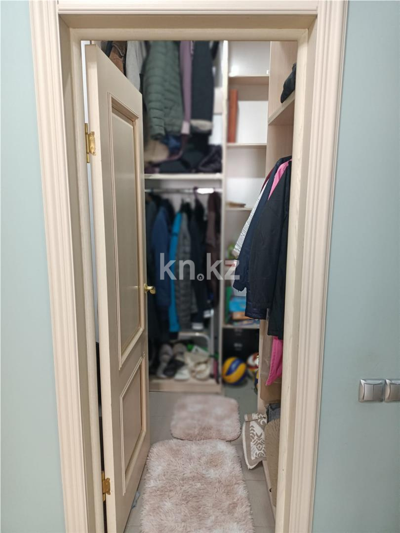 Продажа 5-комнатной квартиры, 200 м² в Астане - фото 45