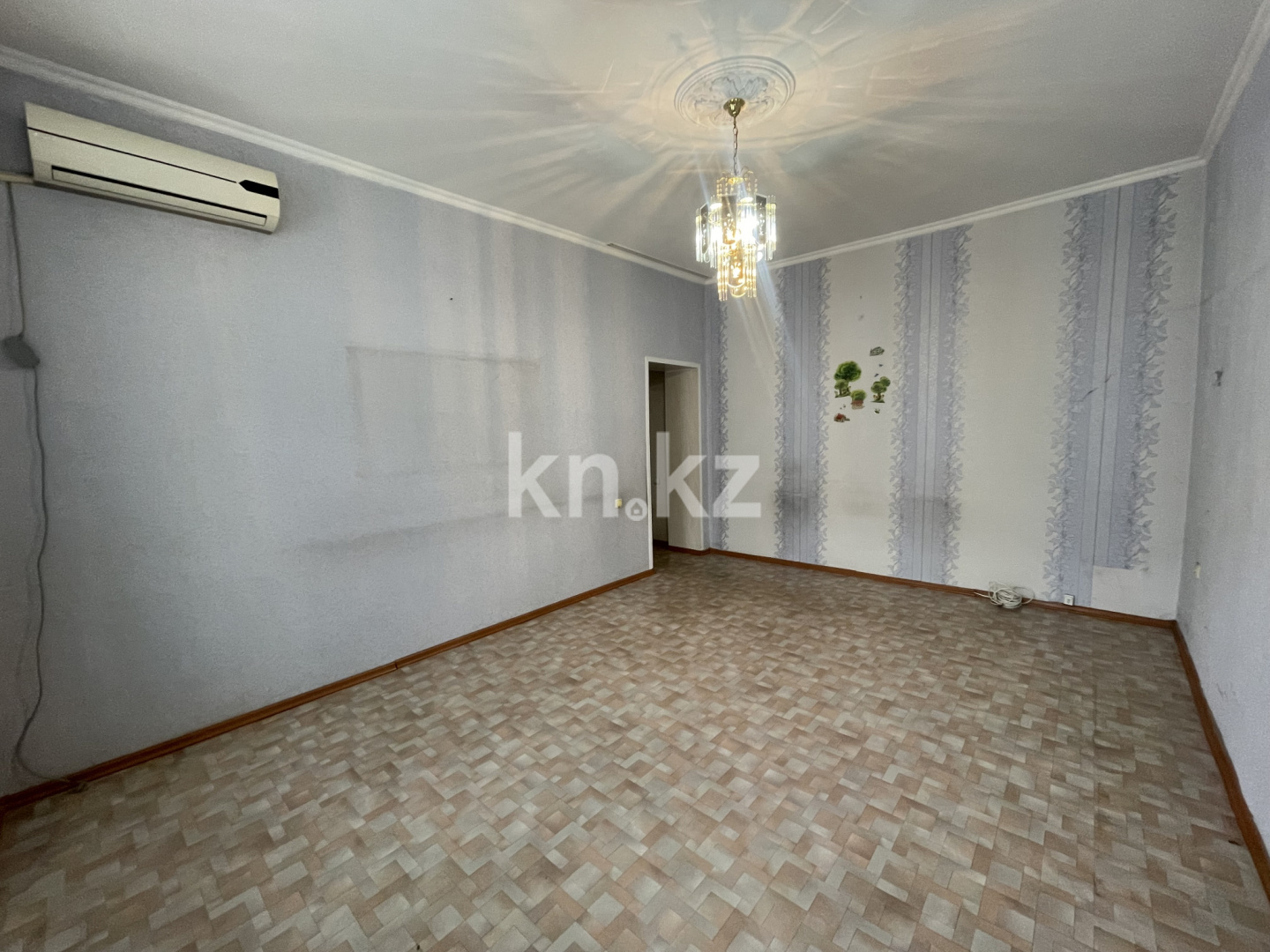 Продажа 2-комнатной квартиры, 52 м², ул. Протозанова, дом  81 в Усть-Каменогорске - фото 5