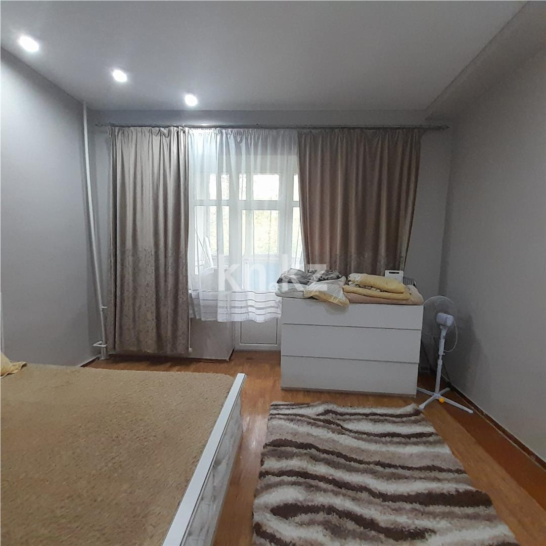 Продажа 3-комнатной квартиры, 80 м², ул. Жамбыла, дом  3 в Караганде - фото 4