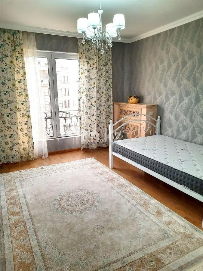 Продажа 3-комнатной квартиры, 133 м² в Алматы - фото 2