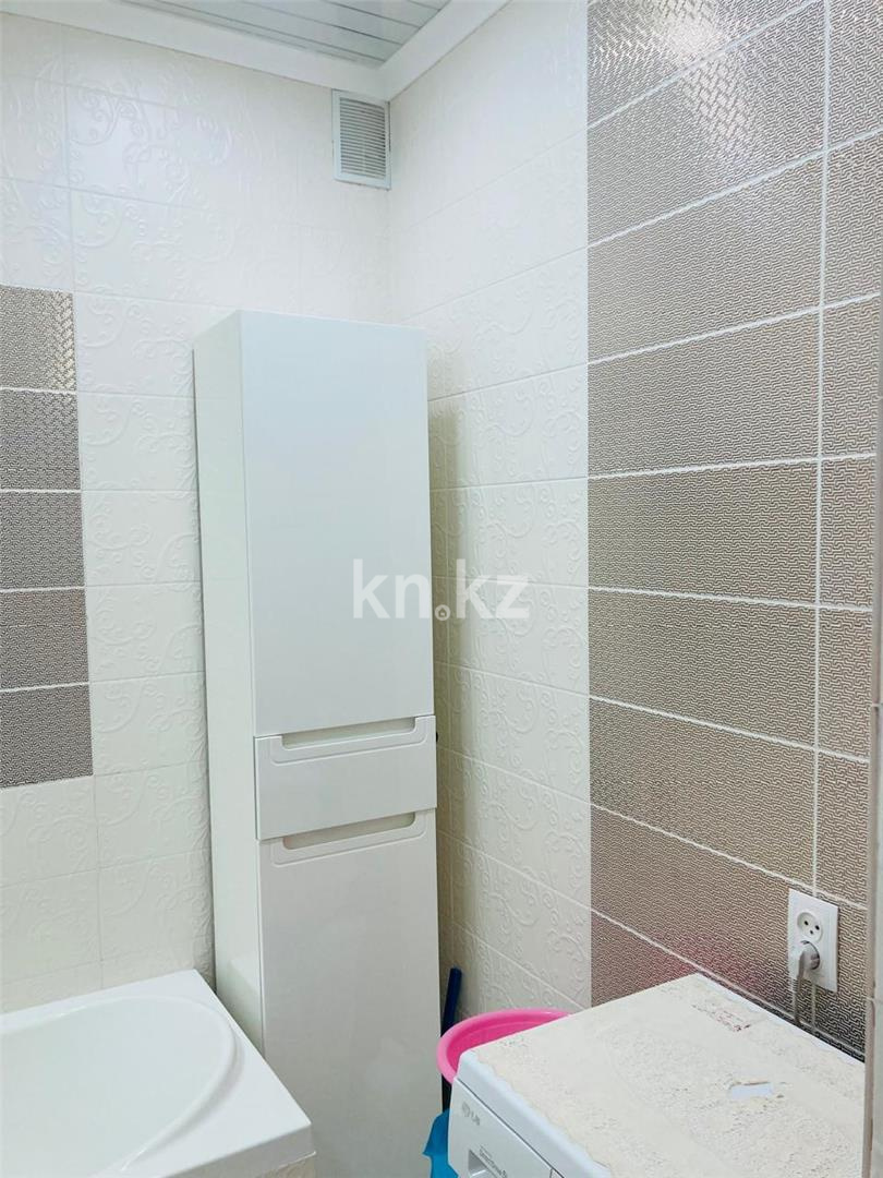 Продажа 4-комнатной квартиры, 87 м², ул. Карбышева в Караганде - фото 15