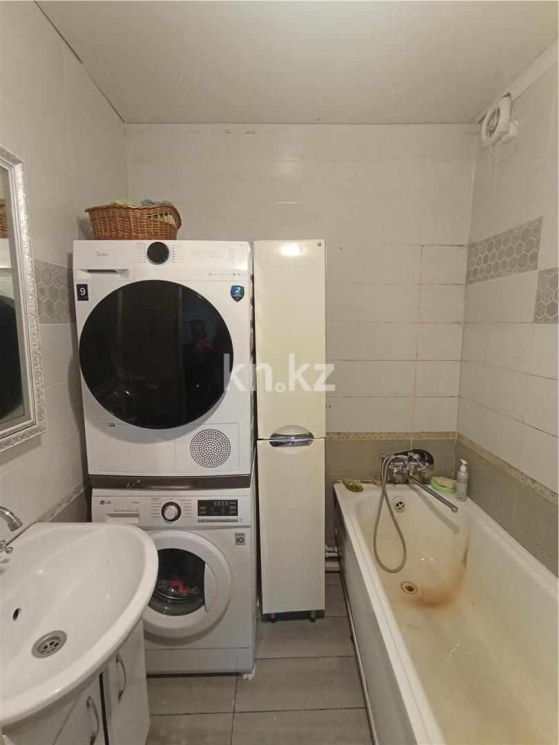 Продажа 3-комнатной квартиры, 63 м², мкр. Степной-3 в Караганде - фото 9